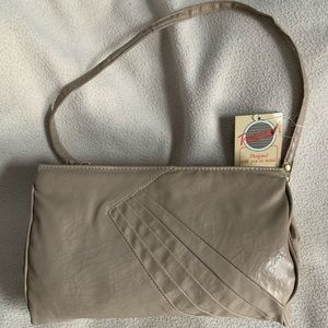 Pocketbook - beige over the shoulder